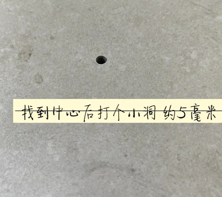 萨尔图瓷砖空鼓维修公司专业解答在瓷砖铺贴过程中，如果砂料搅拌不均匀，将会带来以下问题